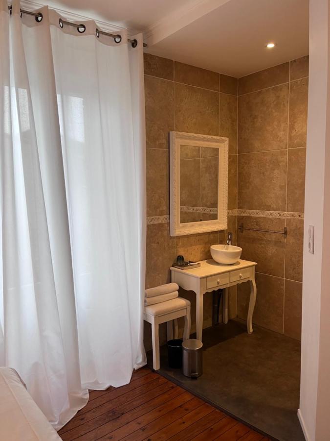L'Hostellerie De Sevremont Saint-Michel-Mont-Mercure Luaran gambar